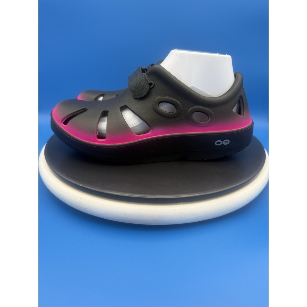 Oofos Oocandoo Womens Size 7 Sport Recovery Sandals Pink Black Lightweight Shoes